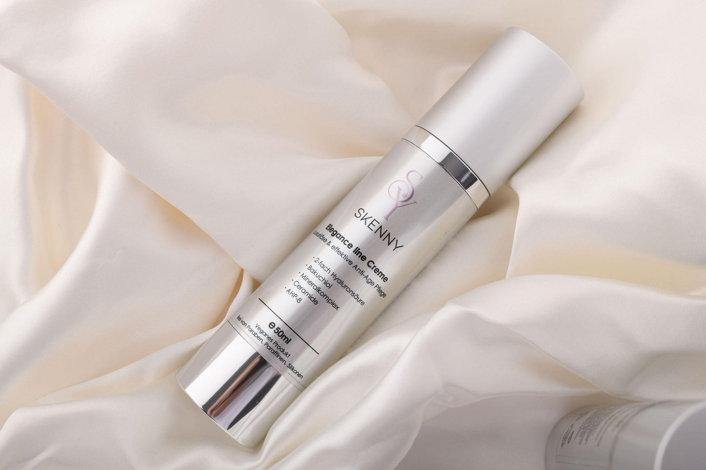 Skenny Elegance line Creme